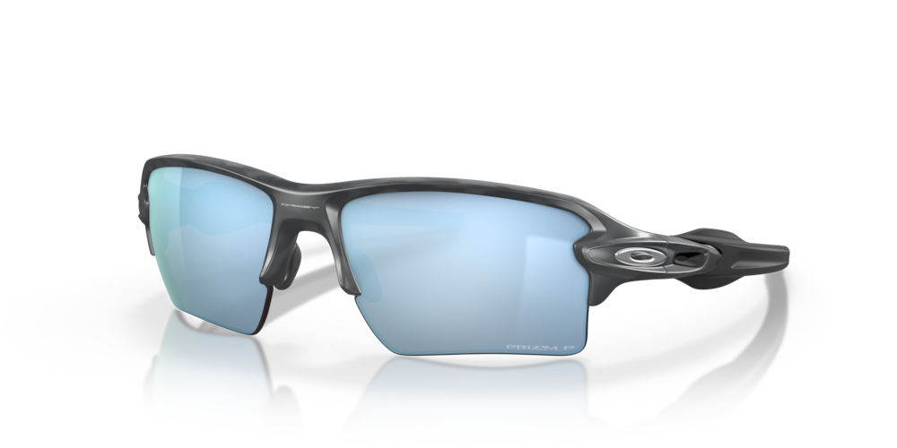 Oakley sunglass Flak® 2.0 XL prizm deep water polarized Lenses with matte black camo Frame