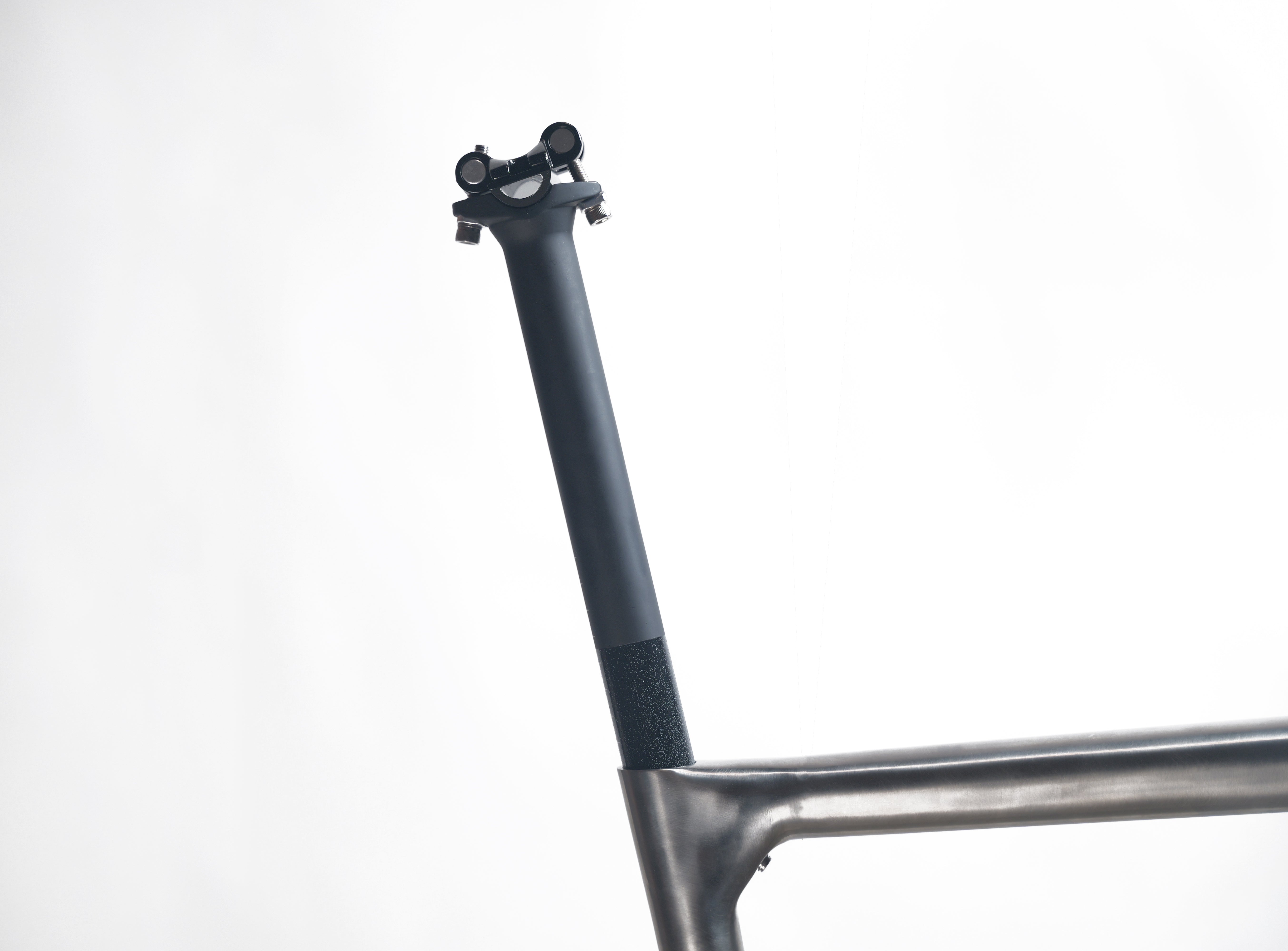 Llama Labs Special Edition Gravel Titanium Frame, Carbon Fork, Integrated Handlebar & Seat Post by LLama Labs – DoGoodCo product photo 8