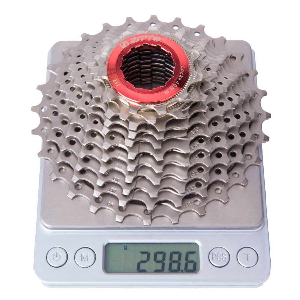 ZTTO 11 Speed 11-32T Silver Cassette on wheel